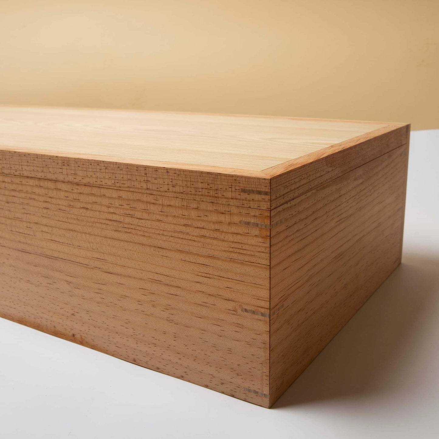 Wooden box holds 4 bottles of whisky (Pre Order)