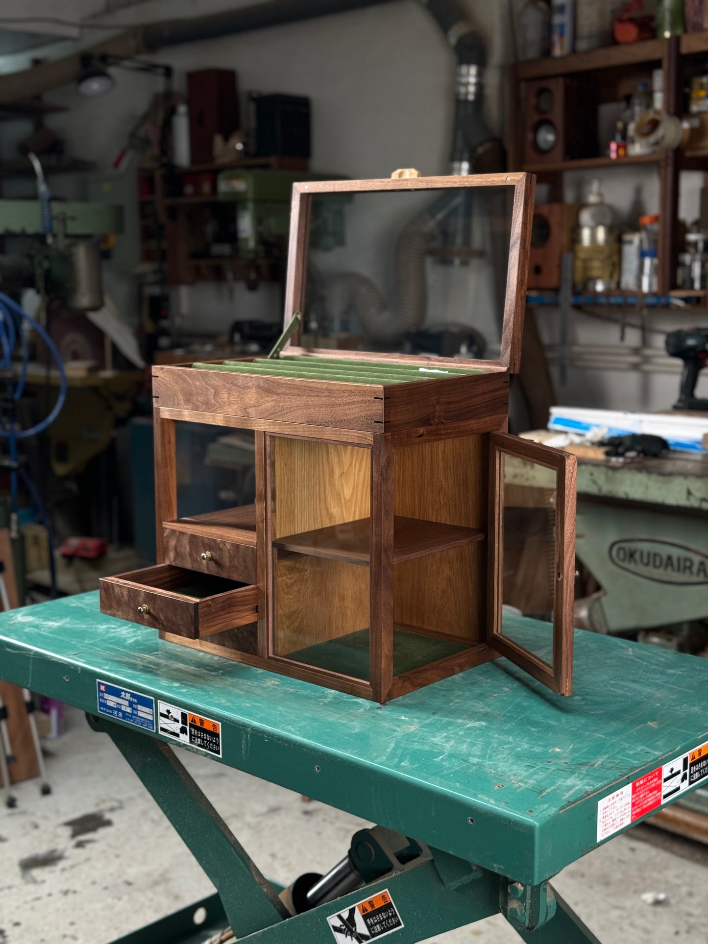 Mini Cabinet 2023 (Pre Order)