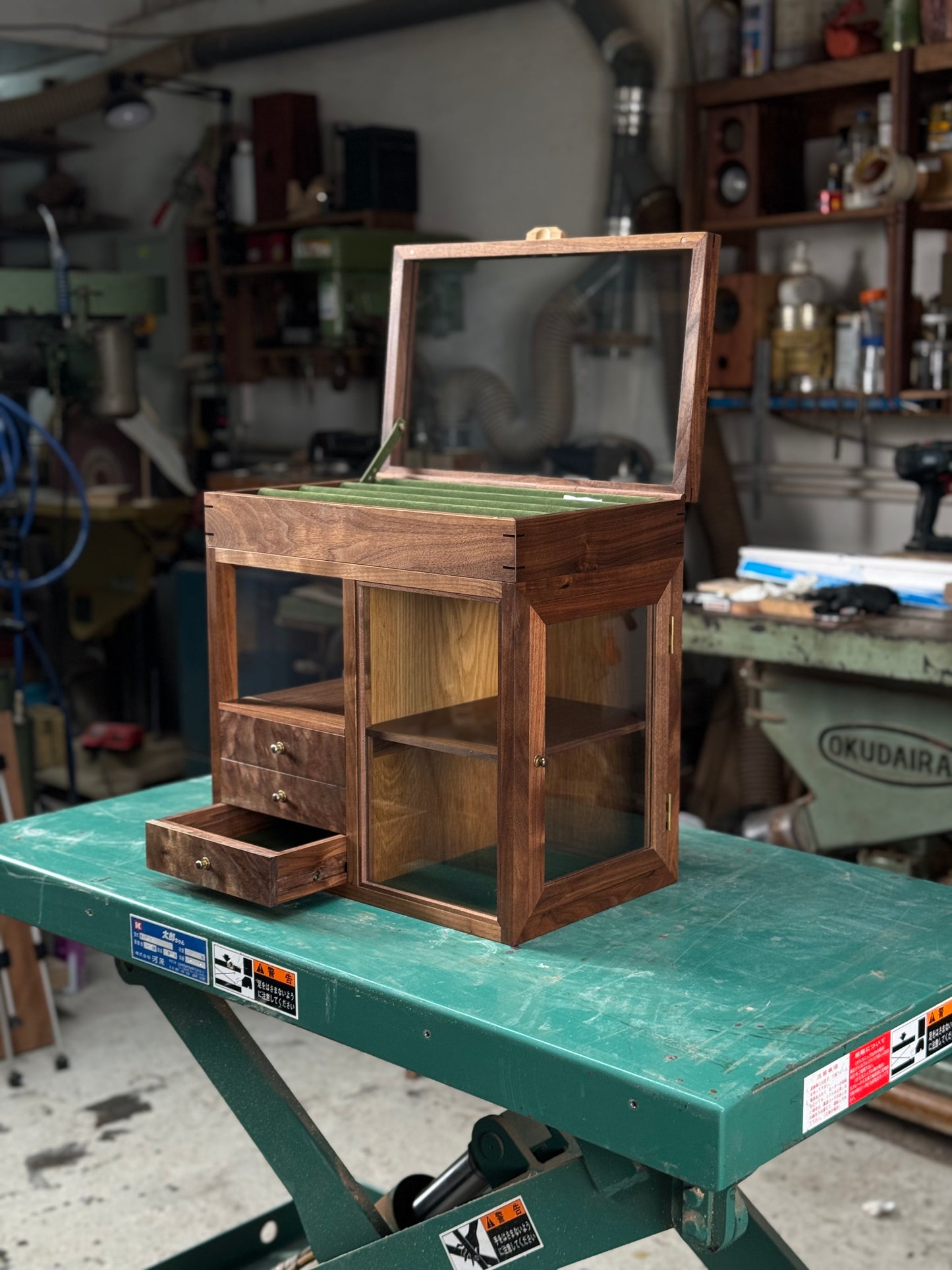 Mini Cabinet 2023 (Pre Order)